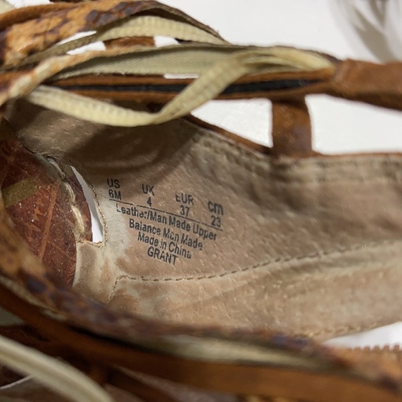 Sam Edelman Gladiator Brown Gold Sandals - Picture 4 of 9